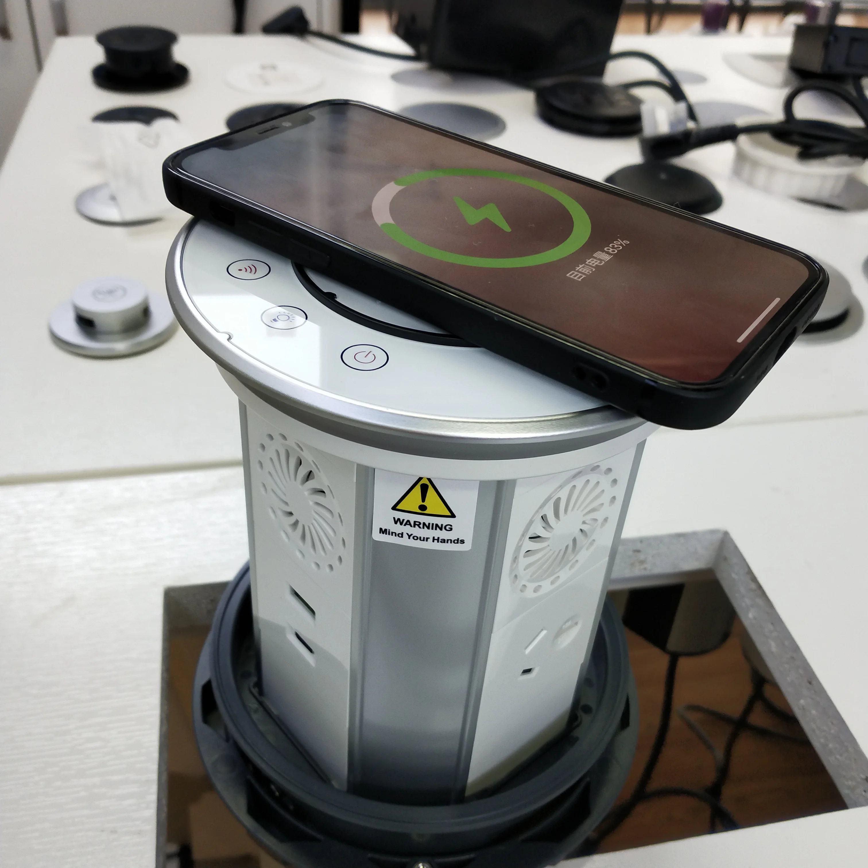 MMAU Standard Power Plug IP65  – обзор и цена Commercial Kitchen Worktops